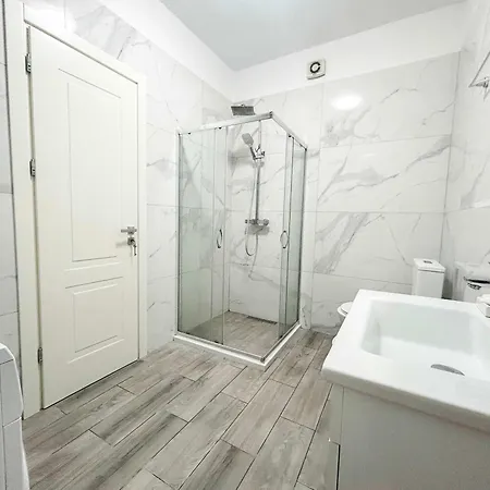 Royal Marina Apartment