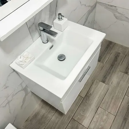 Royal Marina Apartment Durres